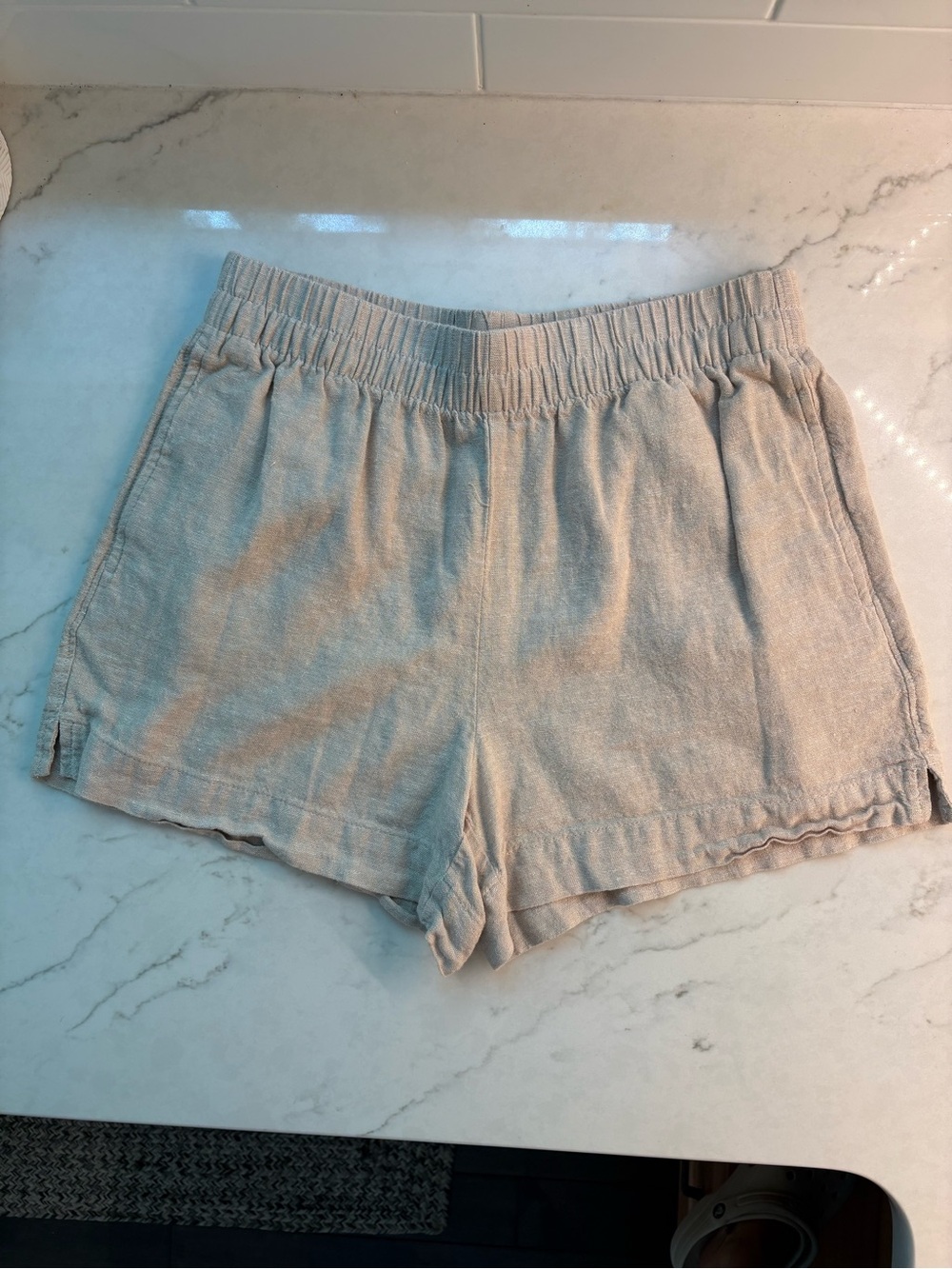 Old Navy Light Beige Comfort Waistband Linen Shorts